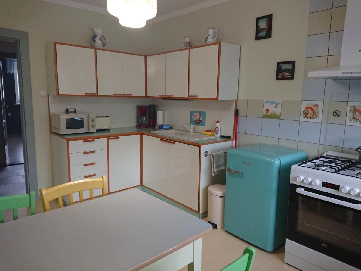 Retro Vila Guest House Slusovice Bagian luar foto